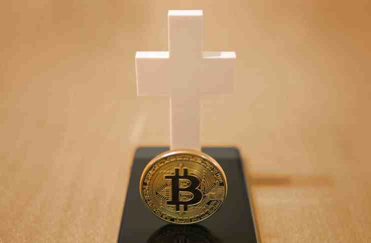 Bitcoin tvorí ďalší death cross – cena musí udržať support 40 000 $