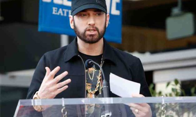 Legendárny americký raper Eminem si zakúpil NFT z kolekcie Bored Apes Yacht Club za 123 ETH