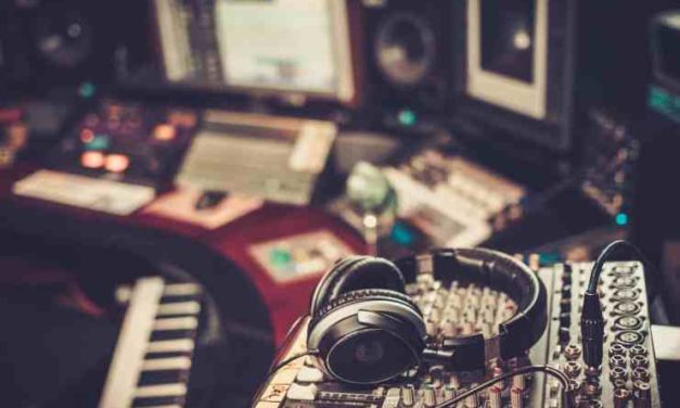 Hudobný priemysel je na začiatku novej éry – dokáže blockchain pohltiť tento sektor?