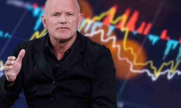 Mike Novogratz: „Kryptomeny prežijú ťažkú rallye, až kým akcie nenájdu svoju základňu“