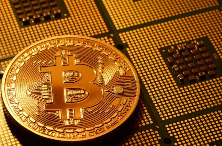 Intel môže vďaka čipom novej generácie spustiť revolúciu v ťažbe kryptomien!