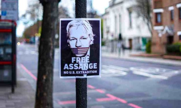 Zakladateľa WikiLeaks čaká 175 rokov za mrežami! – Zbierka na vykúpenie prebieha v ETH!