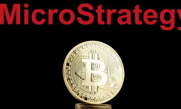 MicroStrategy si berie pôžičku 205 miliónov USD na nákup bitcoinov. Prečo? Očakávajú rýchly nárast na 50 000 USD!