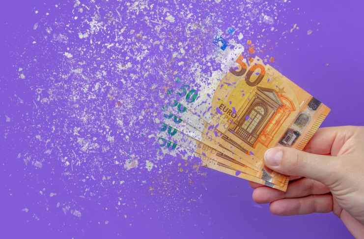 Robert Kiyosaki radí investorom, ako počas inflácie a krízy profitovať