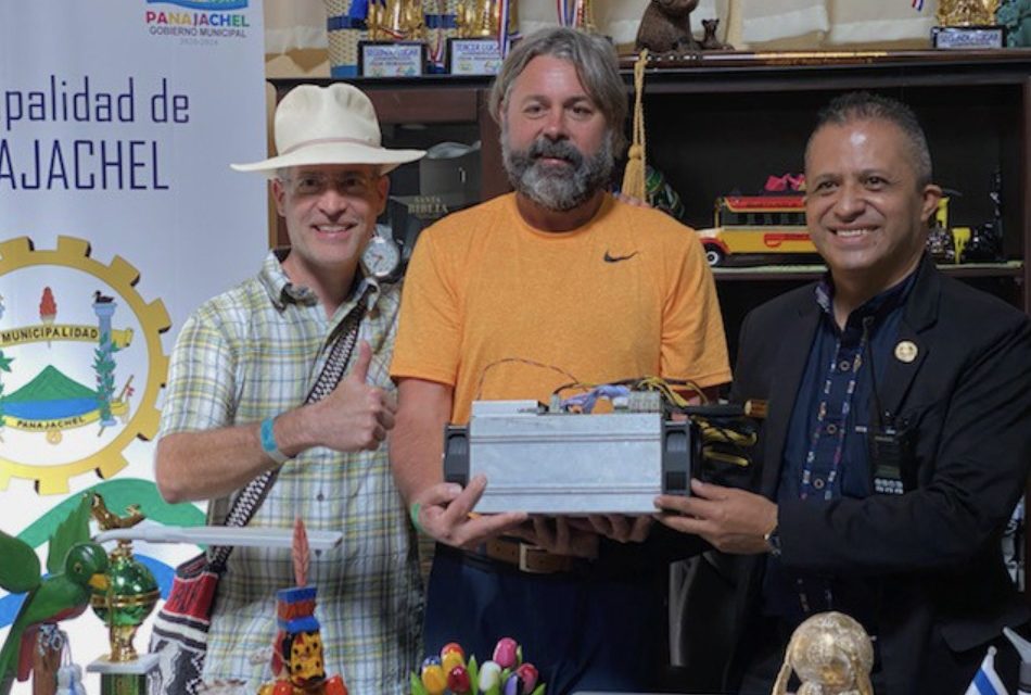 Why is a Guatemalan Mayor mining Bitcoin? Tackling FUD with biogas and BTC