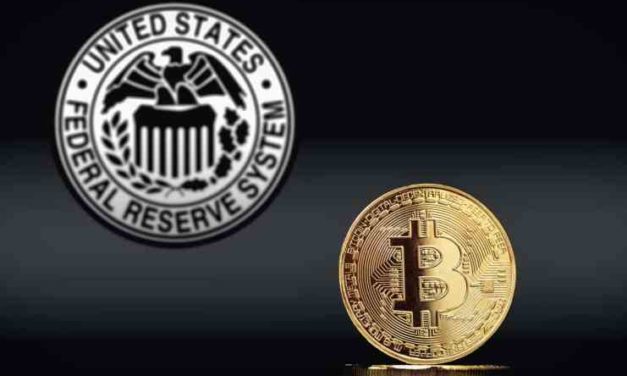 Čo tvrdia známy analytici? „Ak FED zvýši svoj inflačný cieľ, Bitcoin s určitosťou porastie!“