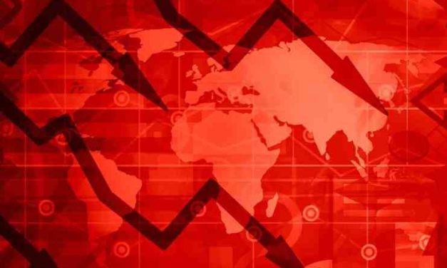 Goldman Sachs: Pravdepodobnosť recesie je 35 % a renomovaný ekonóm John Mauldin predikuje pokles akcií až o 40 %!