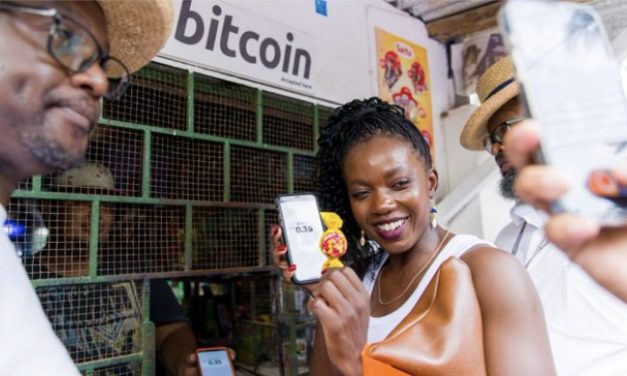 Central bankers bellow Bitcoin on El Salvador's Bitcoin Beach