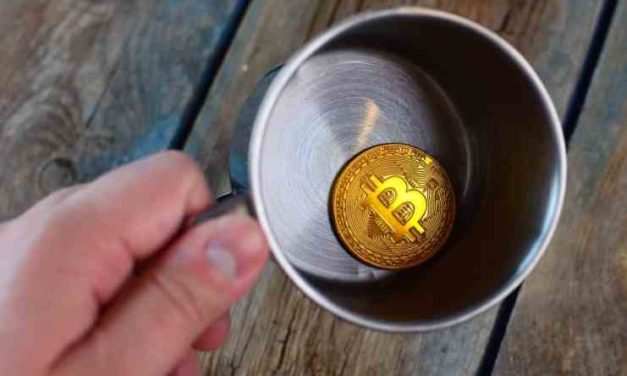 Analytik, ktorý varoval pred korekciou v 2021, predpovedá dno BTC