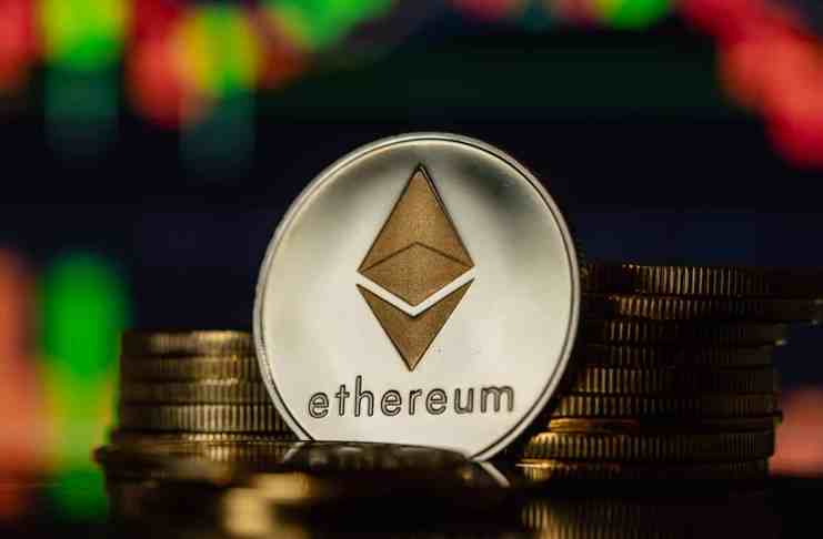 Ethereum kleslo na najnižšiu úroveň od februára 2021