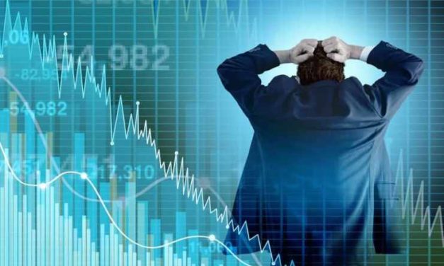 Index S&P 500 môže klesnúť aj 50 % potom, ako FED zvýši úrokovú sadzbu