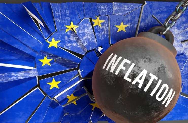 Inflácia ničí európsky trh. Centrálna banka varuje pred veľkou korekciou