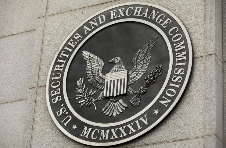 Na stole je nová kryptomenová legislatíva, SEC ho neprijal moc pozitívne