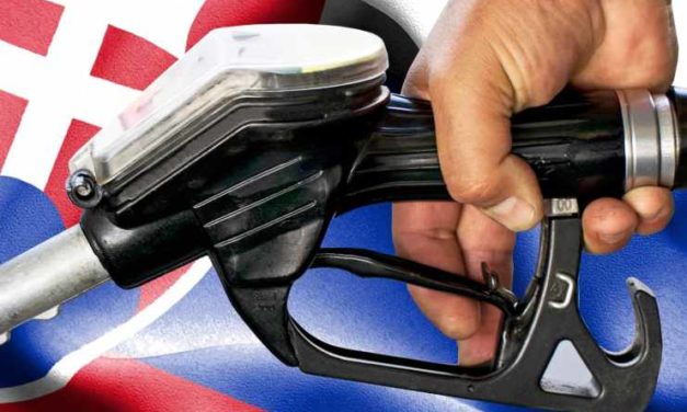 Slováci sa dočkali, cena benzínu a nafty opäť klesla, bude tento trend pokračovať?