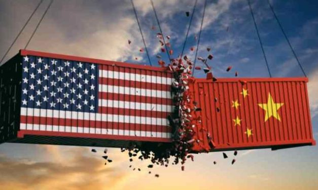 Číne hrozí ekonomická kríza, ohrozená je celá globálna ekonomika