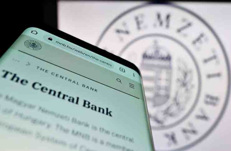 Maďarská centrálna banka výrazne zvýšila úrokovú sadzbu o 200 bázických bodov