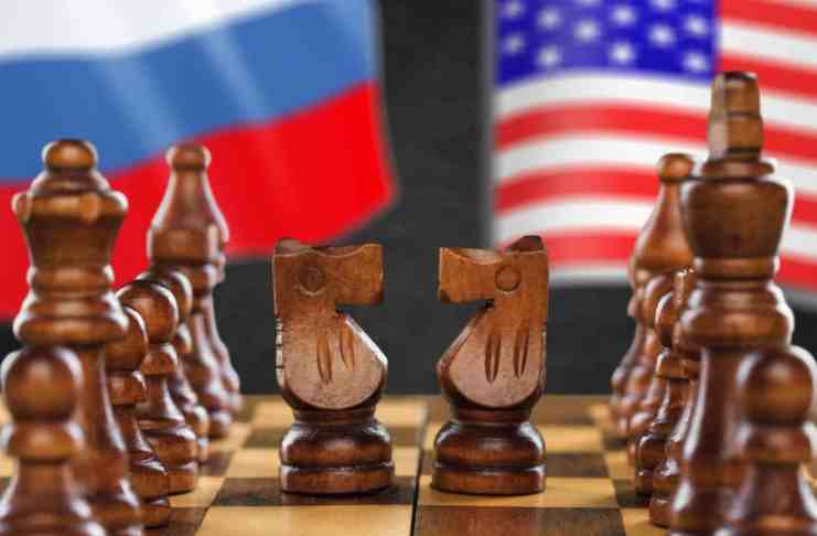 Putin: Západu sa nedarí zničiť ruskú ekonomiku