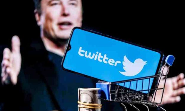 Twitter vs. Musk – kto ma viac es v rukáve?