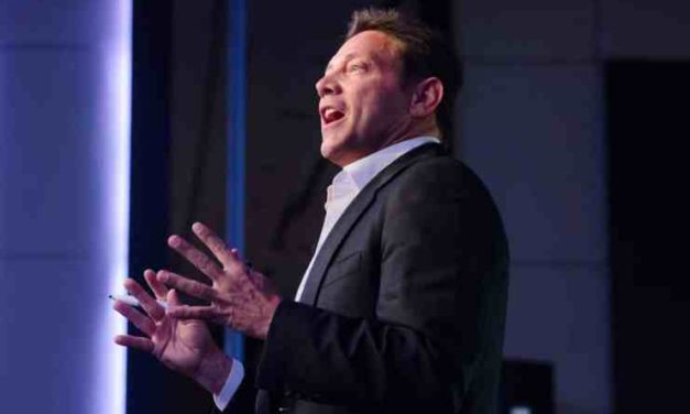 Vlk z Wall Street priznal, že sa mýlil: „Moja prognóza, že Bitcoin padne na nulu, bola nesprávna“