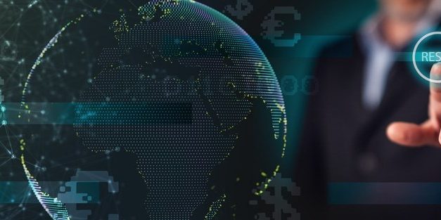 Čaká nás finančný reset, CBDC sú totalitné praktiky, varuje kanadský politik Maxime Bernier