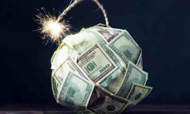 Peter Schiff: „Nachádzame sa v obrovskej finančnej kríze, omnoho horšej ako v roku 2008“