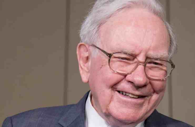Tieto akcie s vysokým profitom z dividend odporúča Warren Buffett