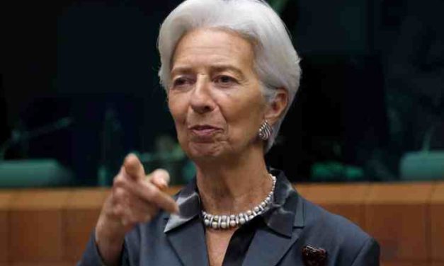 Prezidentka ECB Lagardeová obviňuje z prudkej inflácie v EÚ klimatické zmeny!