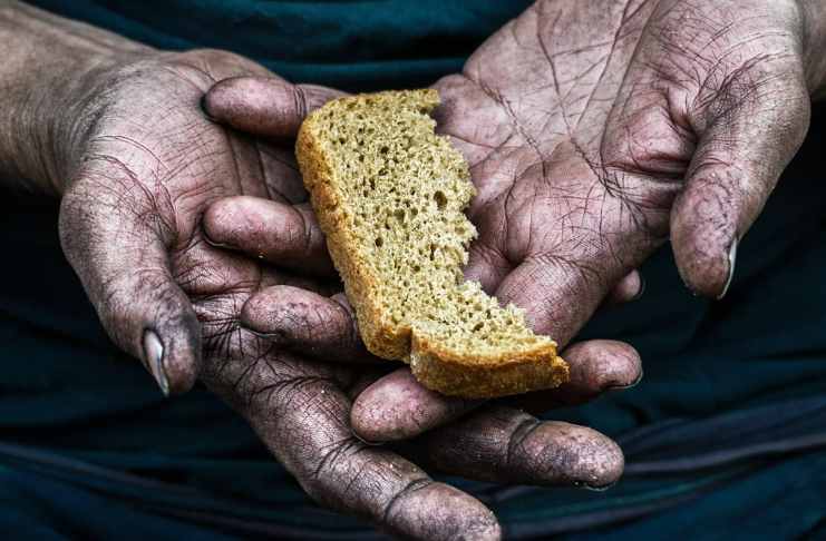 Globálna potravinová kríza ukazuje svoju silu, hladom trpí o 150 miliónov viac žien ako mužov