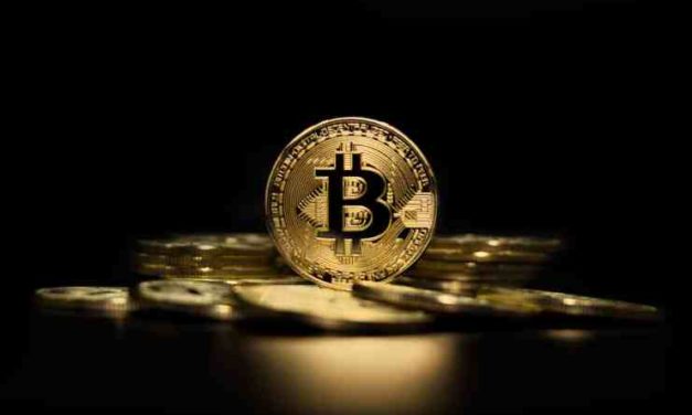 Absolútna likvidácia strednej triedy? Analytik dvíha varovný prst a ukazuje na Bitcoin!