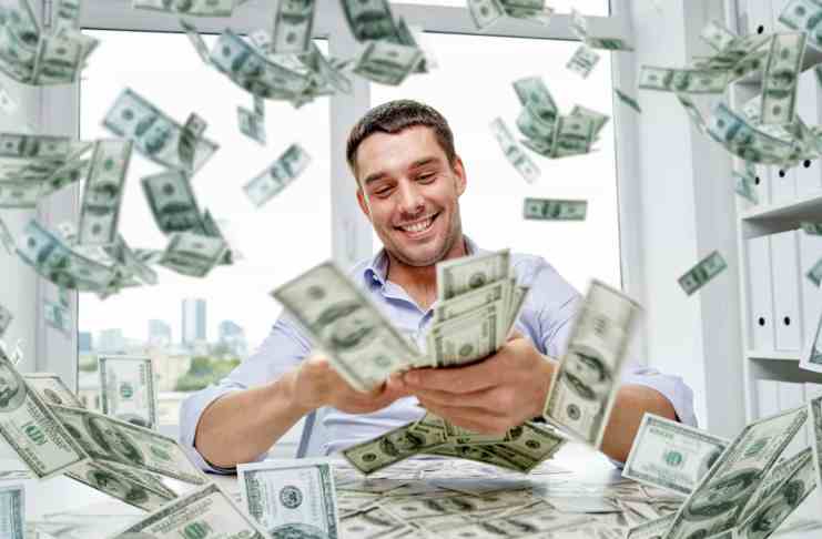 Do čoho investovať na konci roka 2022? Toto sú TOP 3 akcie!