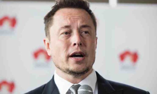 Elon Musk: recesia potrvá do jari 2024