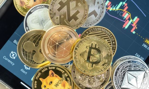 Začnú kryptomeny čoskoro rásť? Dominancia Bitcoinu klesla na 4-ročné minimum