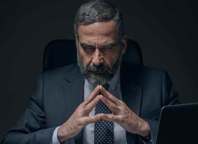 Užitočný návod, ako prísť investovaním o peniaze a byť zaručene neúspešným obchodníkom