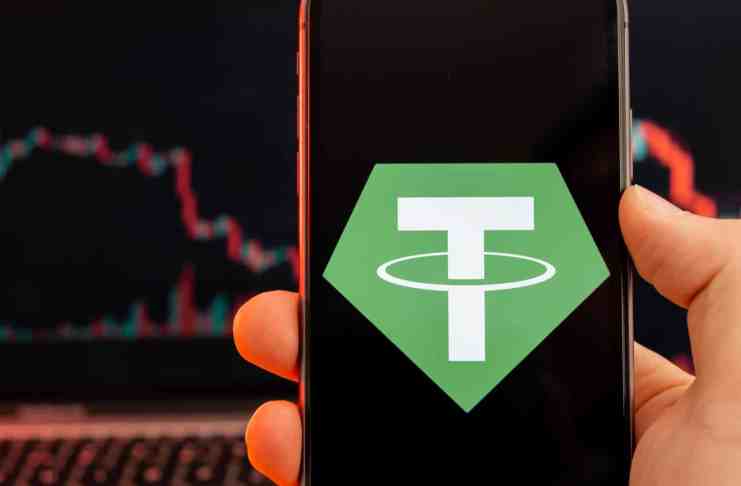 Aktuálne: dominancia kontroverzného Tetheru klesá. Čaká ho pád z prvého miesta?