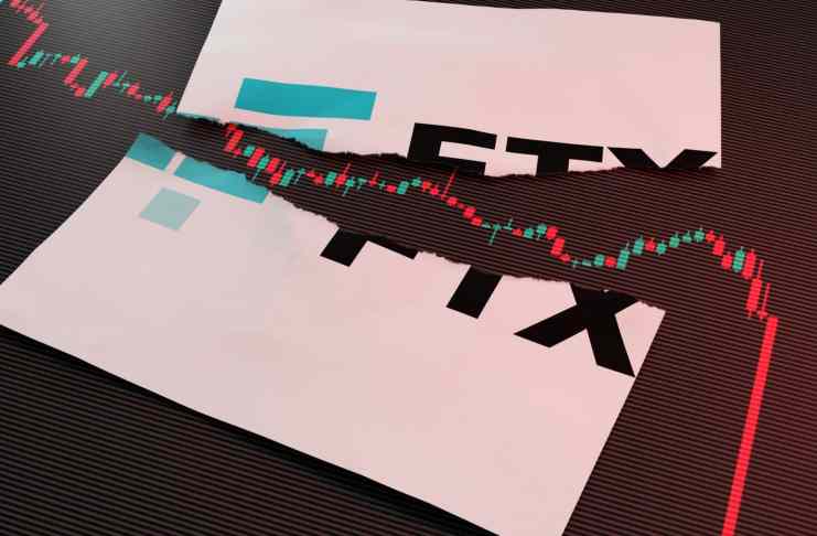 Investor Jim Cramer: „Zakladateľ burzy FTX je patologický klamár, podvodník a bezradný idiot“