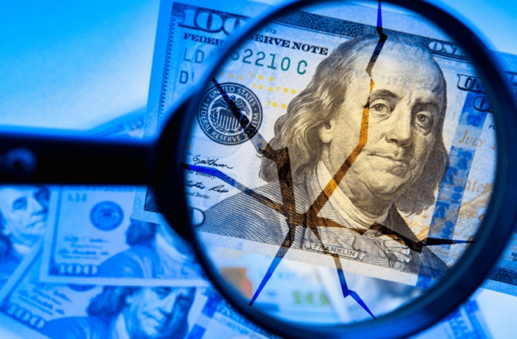 Môže americký dolár stratiť štatút globálnej rezervnej meny?