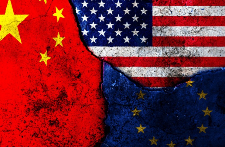 Počiatok novej éry? Ekonómovia predpovedajú tripolárny menový systém