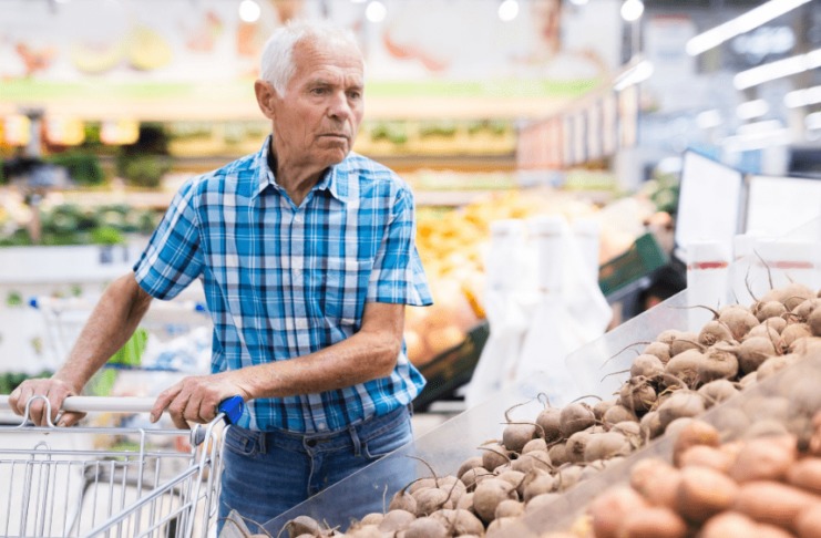 Slováci platia za zemiaky o polovicu viac ako pred rokom. Čo ešte a o koľko zdraželo?