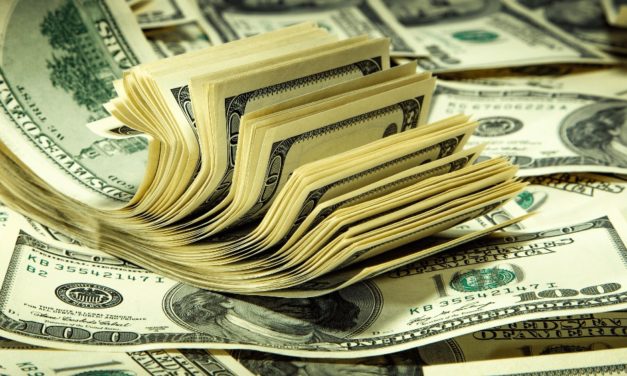 Svetovo uznávaný ekonóm varuje. Dolár je extrémne ohrozený