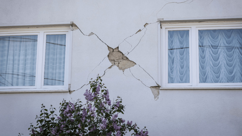 Zemetrasenie na Slovensku spôsobilo miliónové škody. Poisťovne prijali viac ako 1 000 hlásení