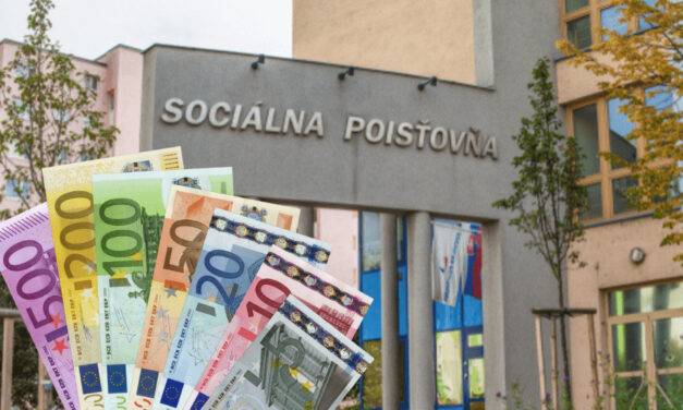 V januári začne Sociálna poisťovňa vyplácať novú dávku. Je potrebné o ňu požiadať