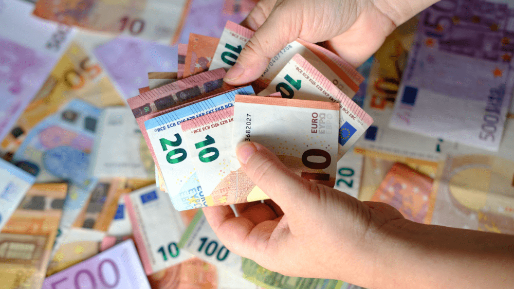 Štát Slovákom prispeje na hypotéky. Dôchodcovia dostanú príspevok navyše