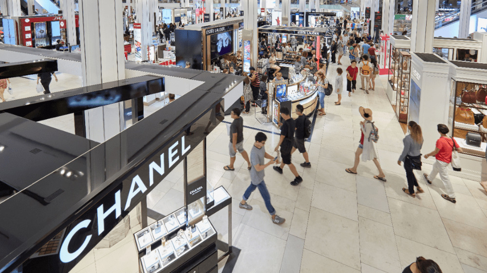 Investiční giganti sa snažia kúpiť známy maloobchodný reťazec