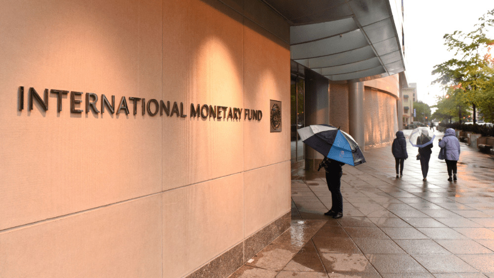 Medzinárodný menový fond vydal dôležité varovanie. Týka sa aj Slovákov