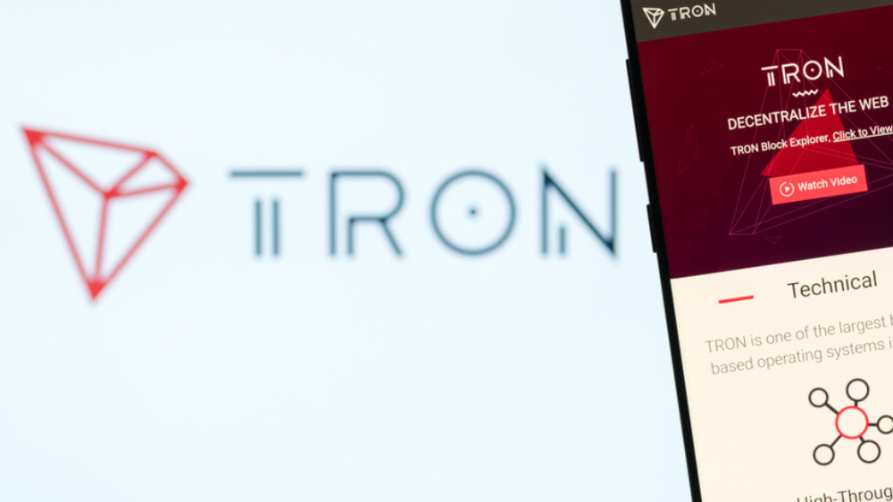 Súboj medzi Aptos, Tron a Meme Moguls: Privedie ich rok 2024 do varu?