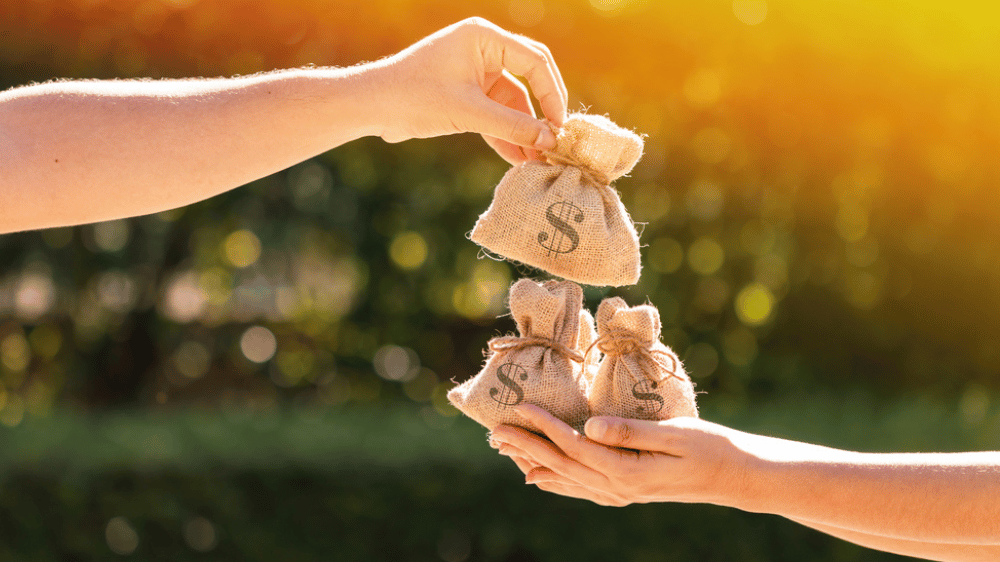 Ako na pasívny príjem aj s pár eurami? Tu je zopár tipov