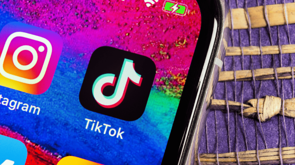 Európska komisia začala vyšetrovať TikTok. Čím sa platforma previnila?