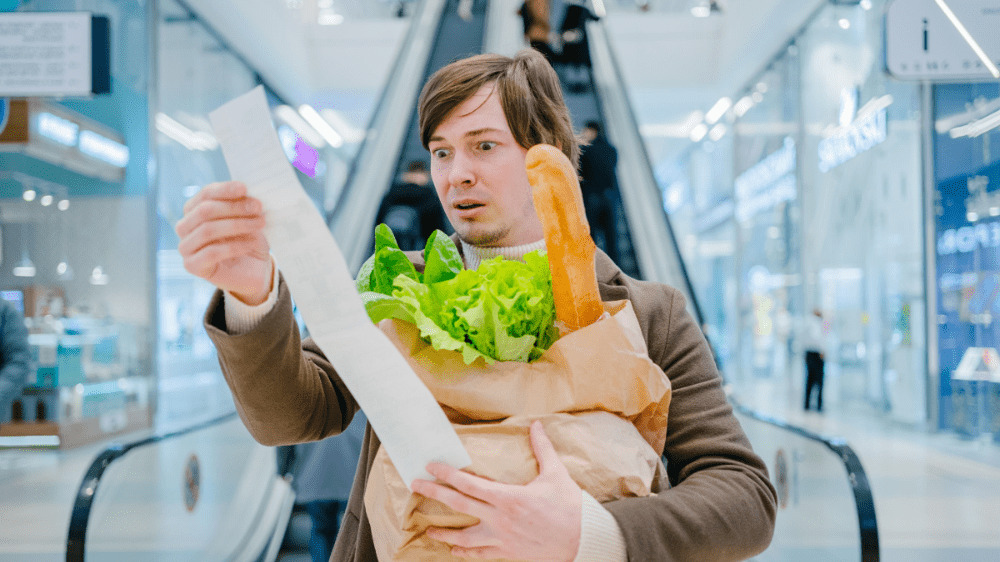 Slováci minú tento rok na sviatky viac. Za čo si najviac priplatíte?