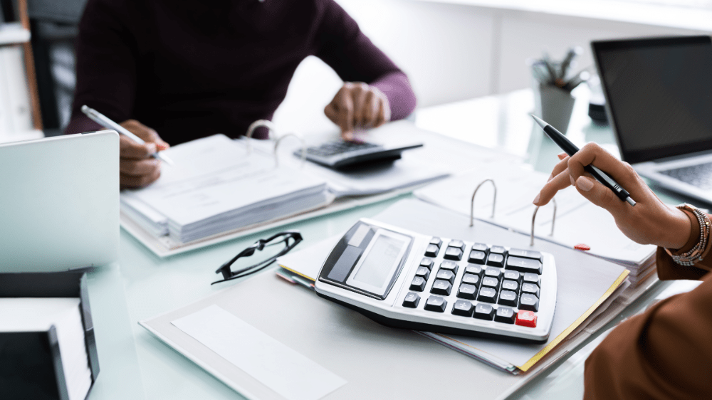 Finančná správa radí Slovákom, ako sa vyhnúť nepríjemnostiam