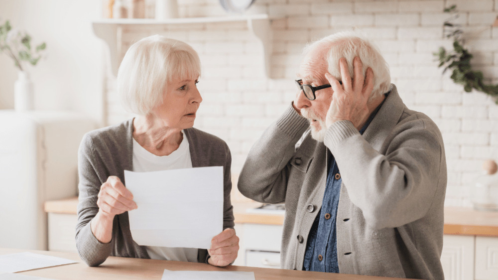 Penzisti zostanú sklamaní. Sľubované príspevky dostane len 1 % dôchodcov